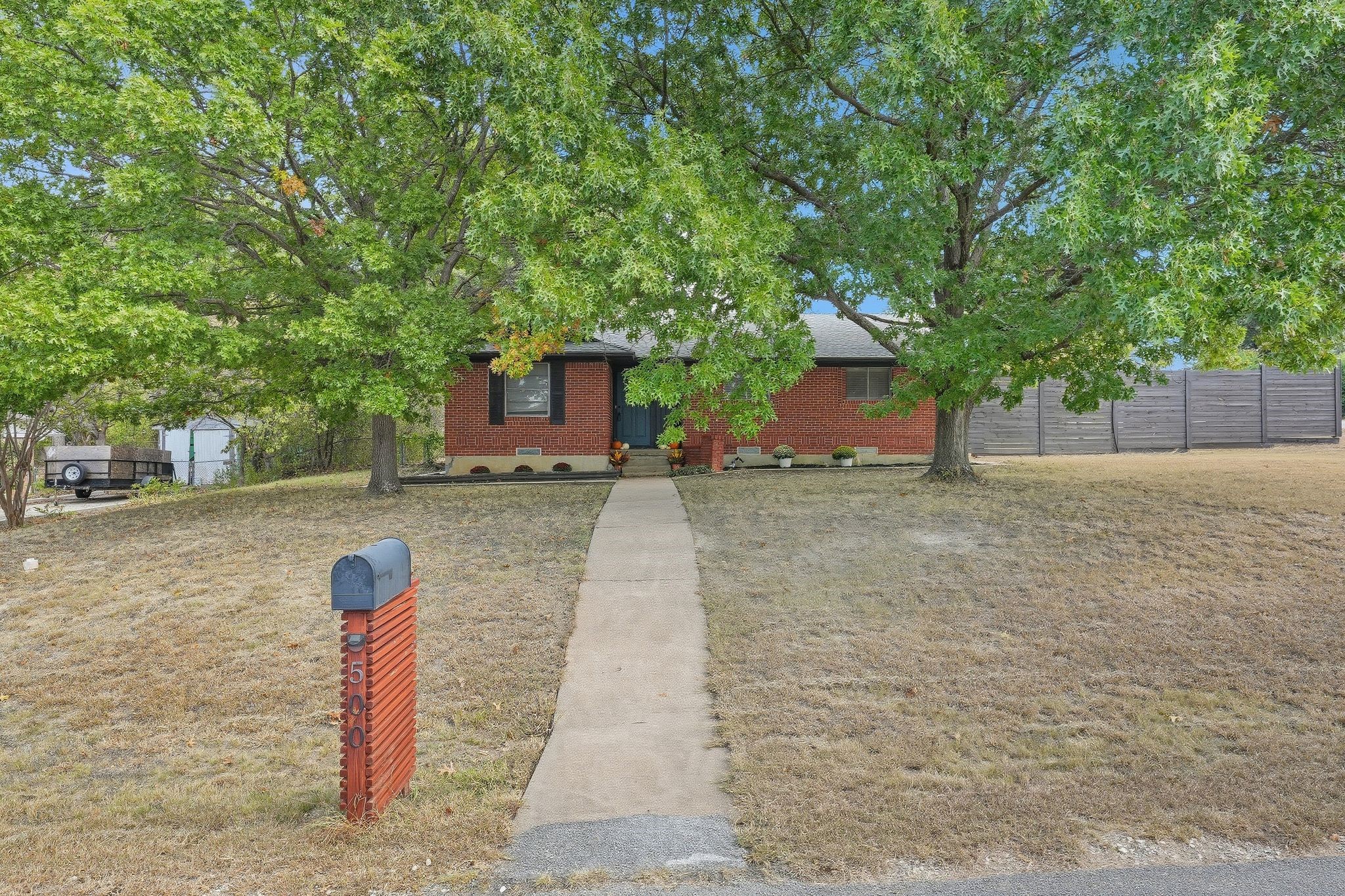 500 Ida Bess Avenue Desoto TX 75115