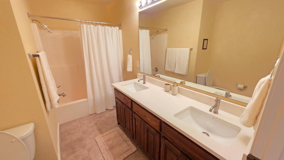 5324 Mission Circle Granbury TX 76049