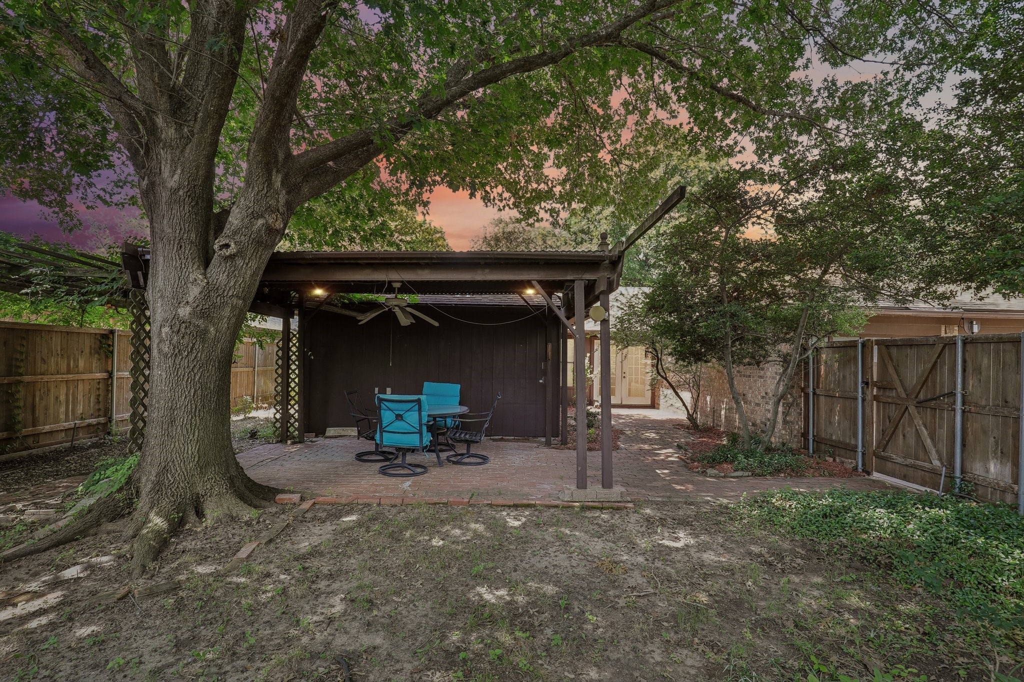 113 E Bancroft Drive Garland TX 75040
