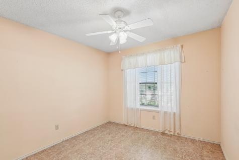113 E Bancroft Drive Garland TX 75040
