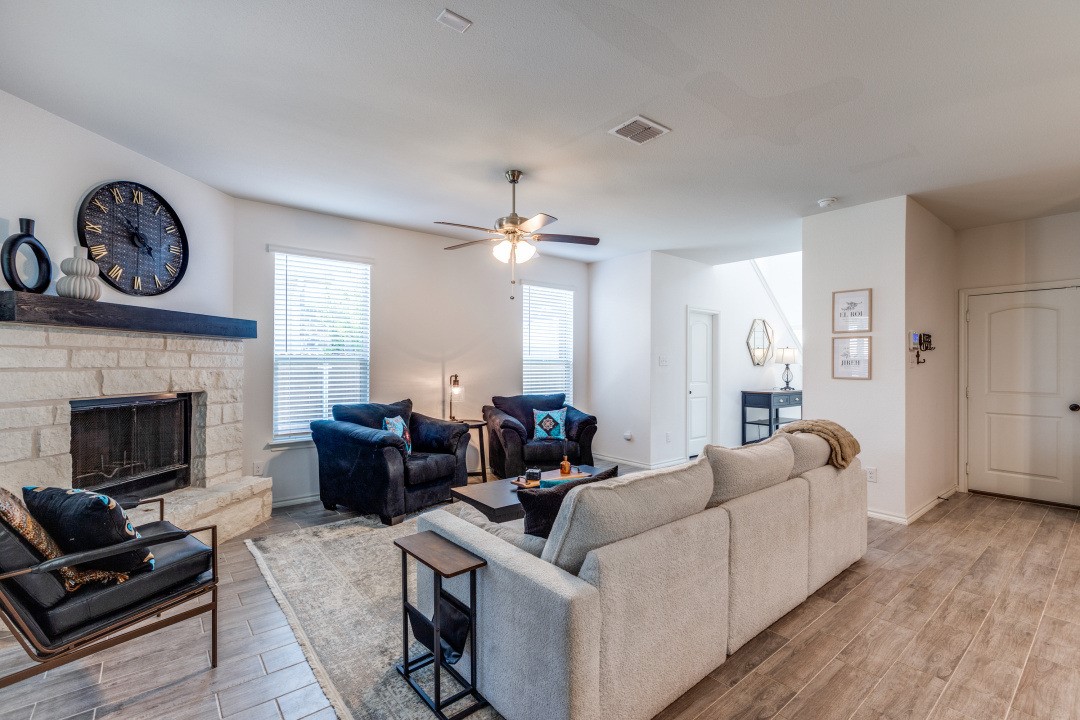 617 Presidio Street Aubrey TX 76227