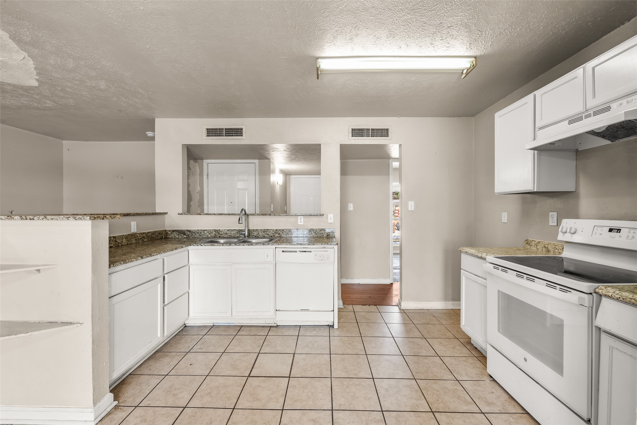 3817 Longmeadow Way Fort Worth TX 76133