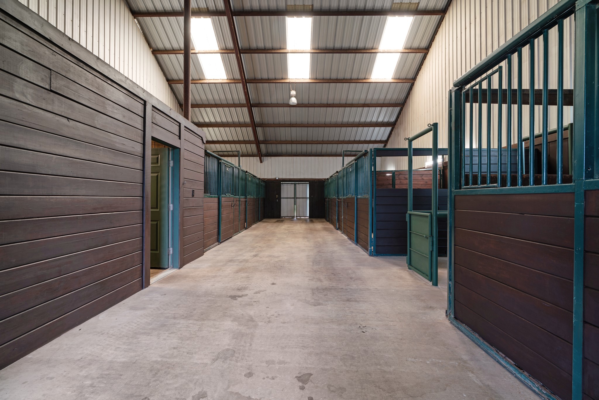 5500 Farm To Market 195 Paris TX 75462