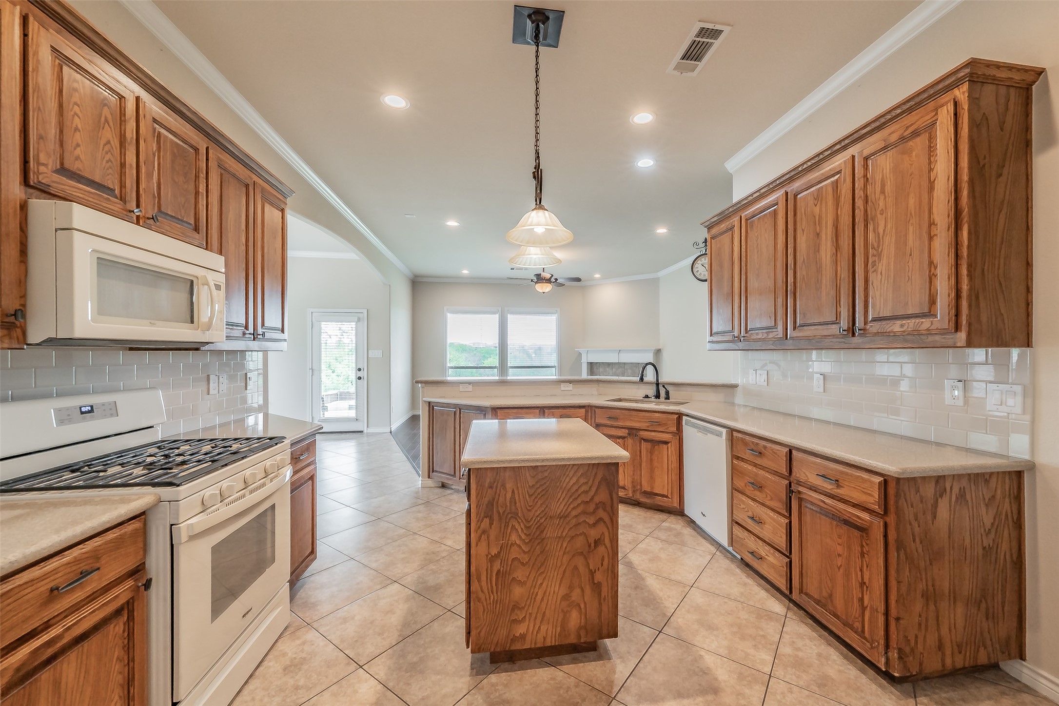 5916 Lamb Creek Drive Fort Worth TX 76179
