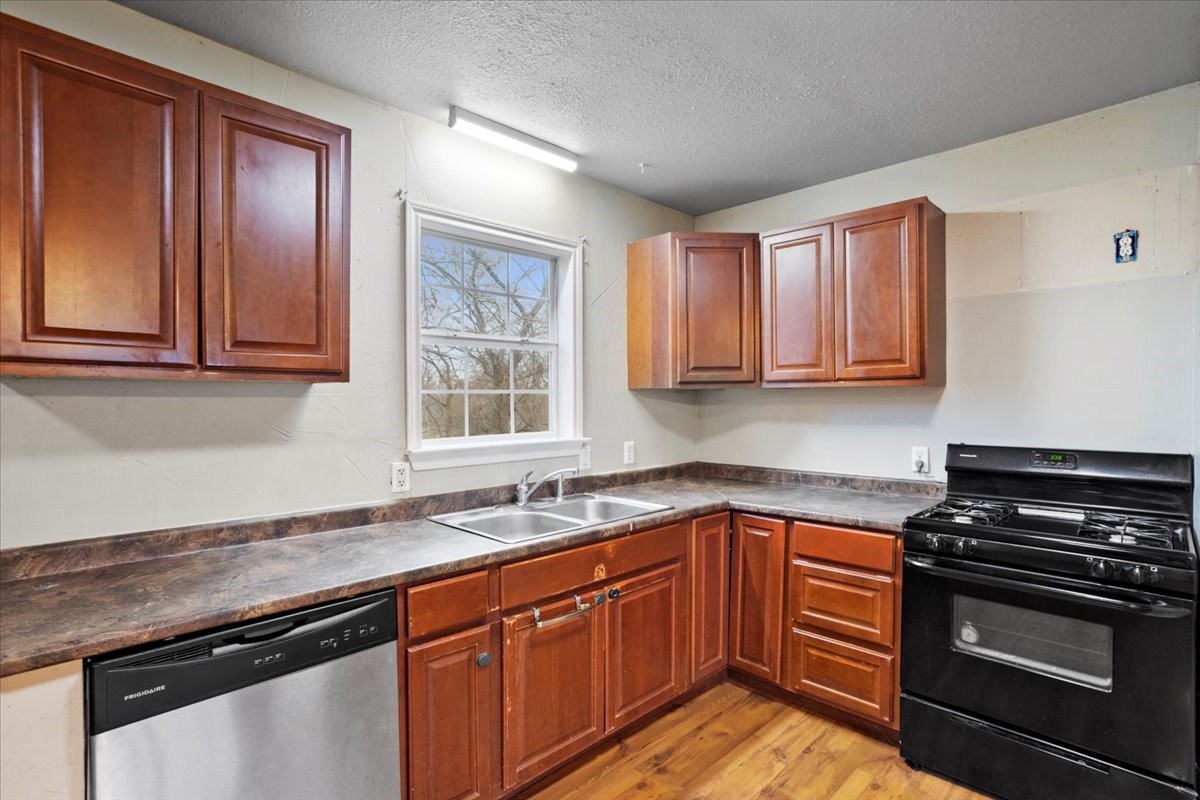 2281 Carpenters Bluff Road Denison TX 75021