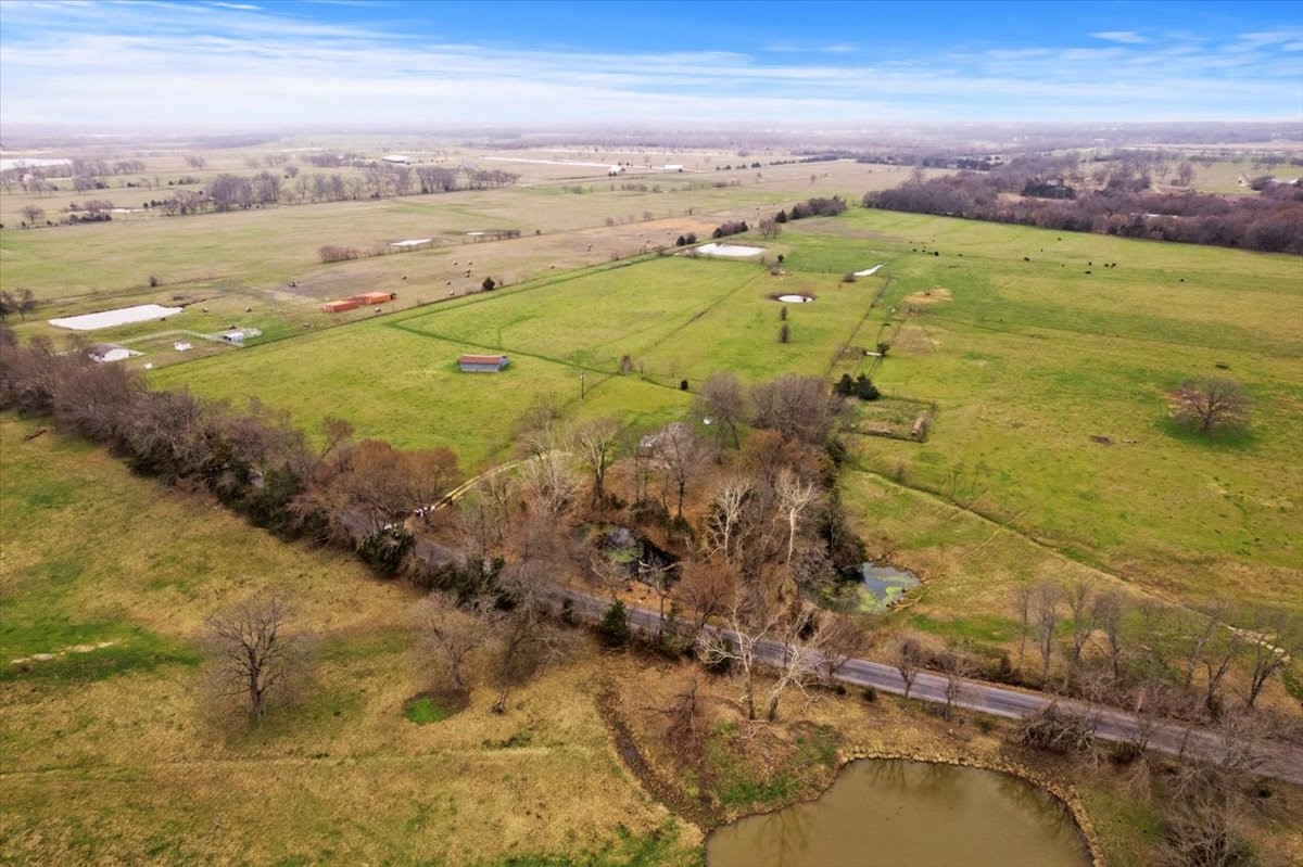 2281 Carpenters Bluff Road Denison TX 75021