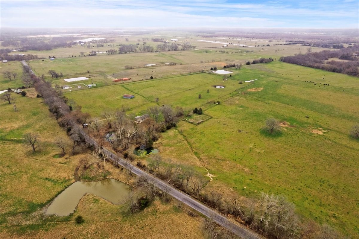 2281 Carpenters Bluff Road Denison TX 75021