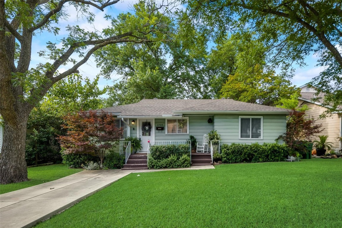 1705 Kirkwood Drive Garland TX 75041