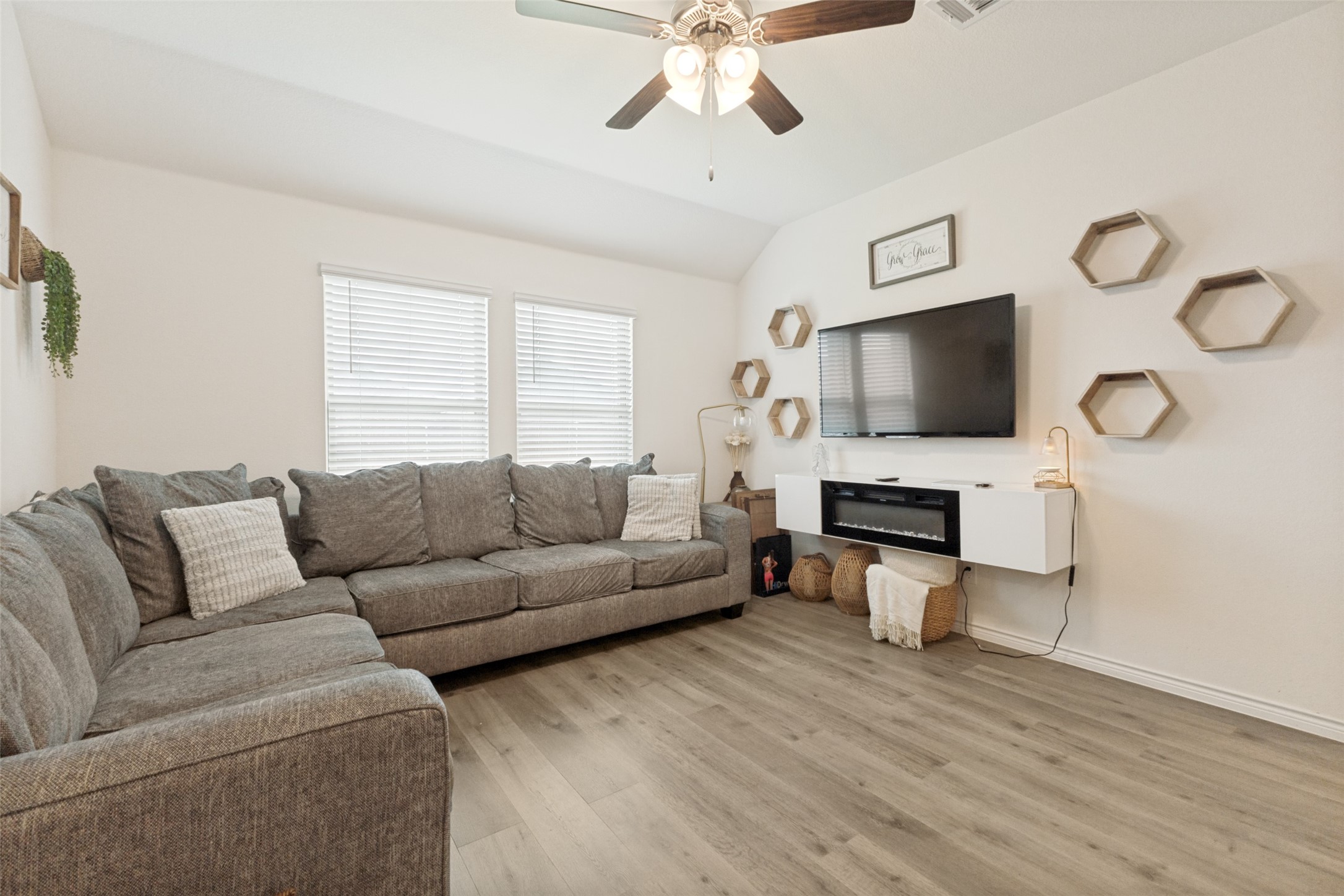 756 Daybreak Lane Lavon TX 75166