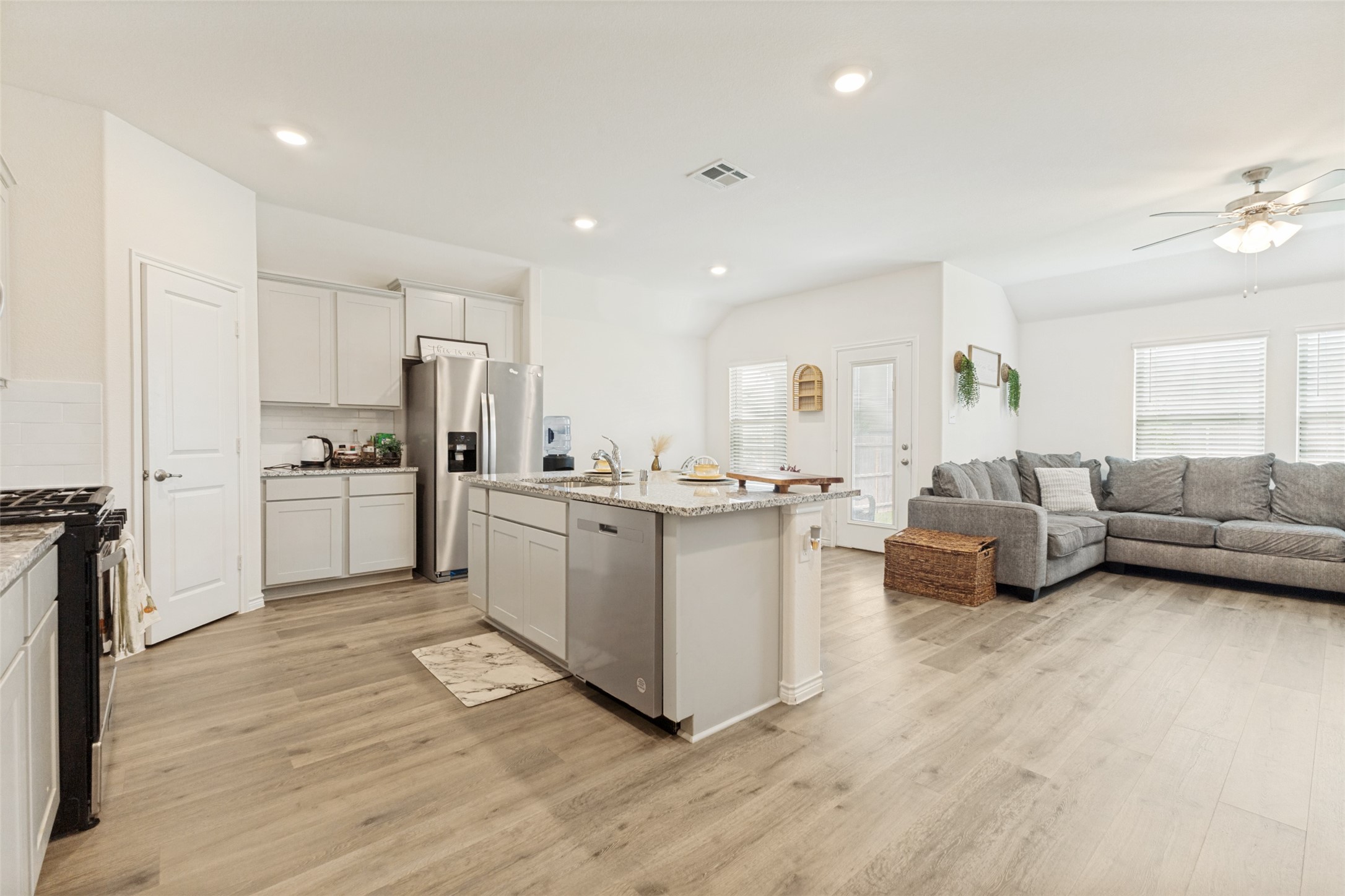 756 Daybreak Lane Lavon TX 75166