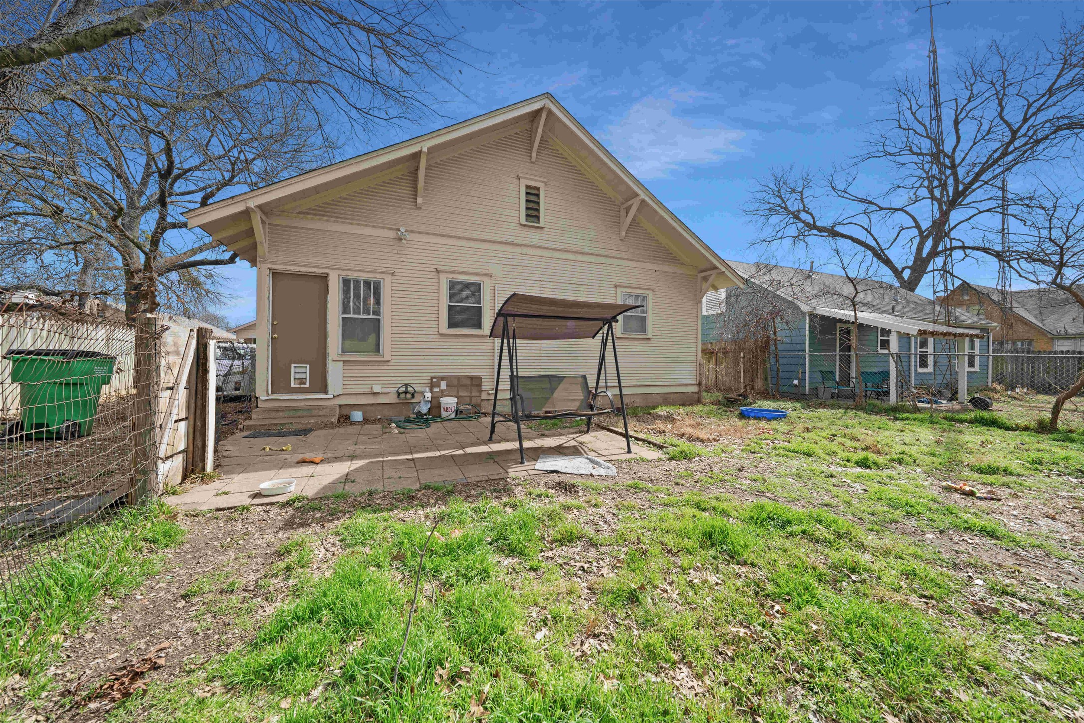 713 N Commerce Street Gainesville TX 76240