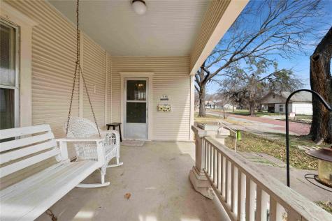 713 N Commerce Street Gainesville TX 76240
