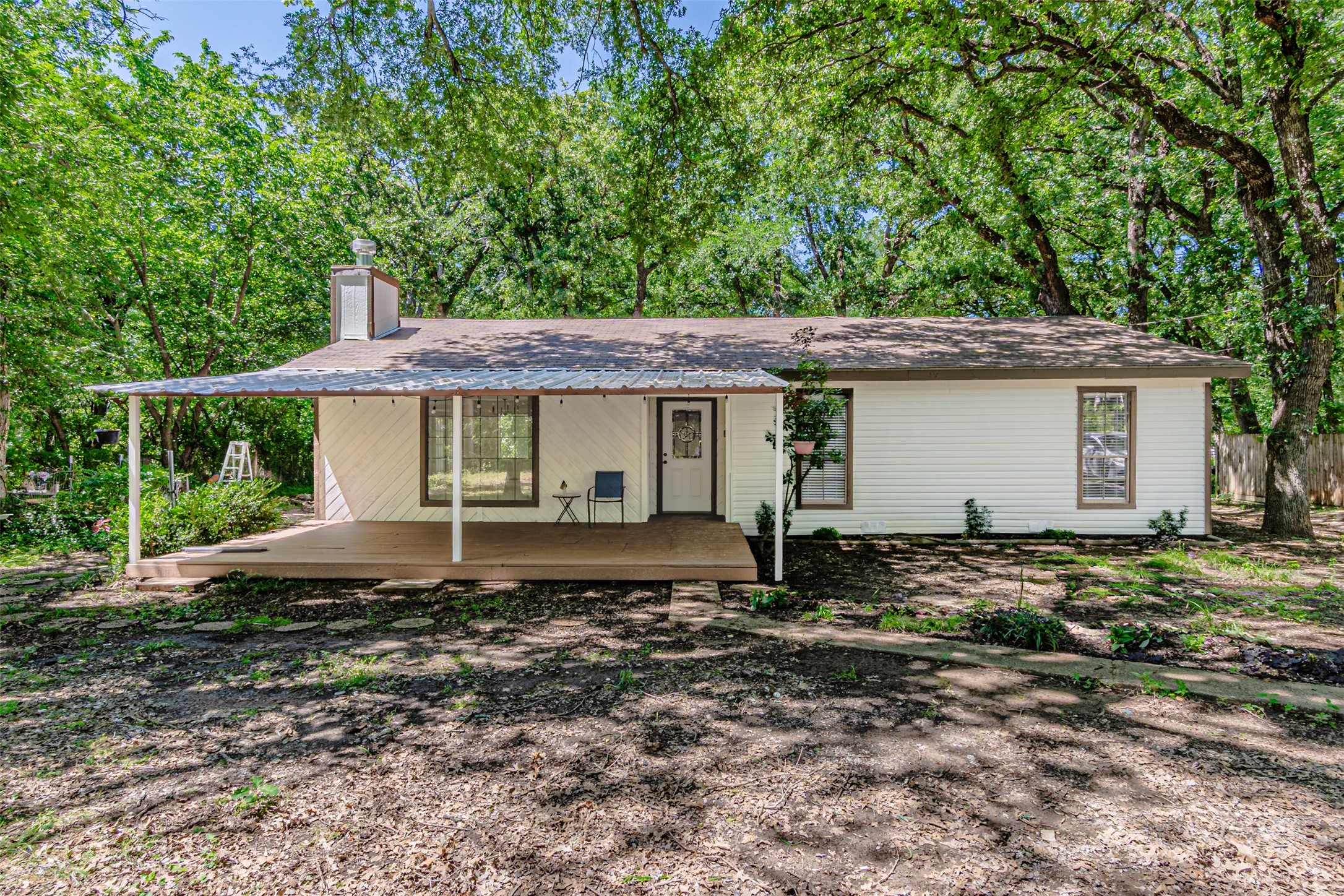 8705 High Lake Road Alvarado TX 76009