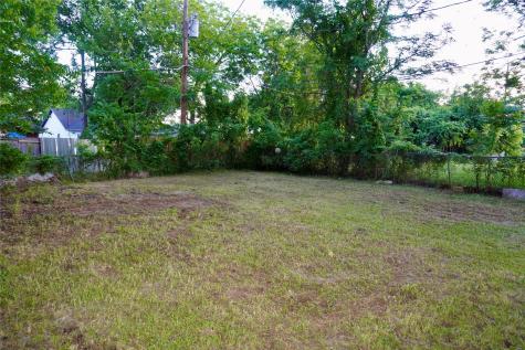 1406 Galloway Avenue Dallas TX 75216