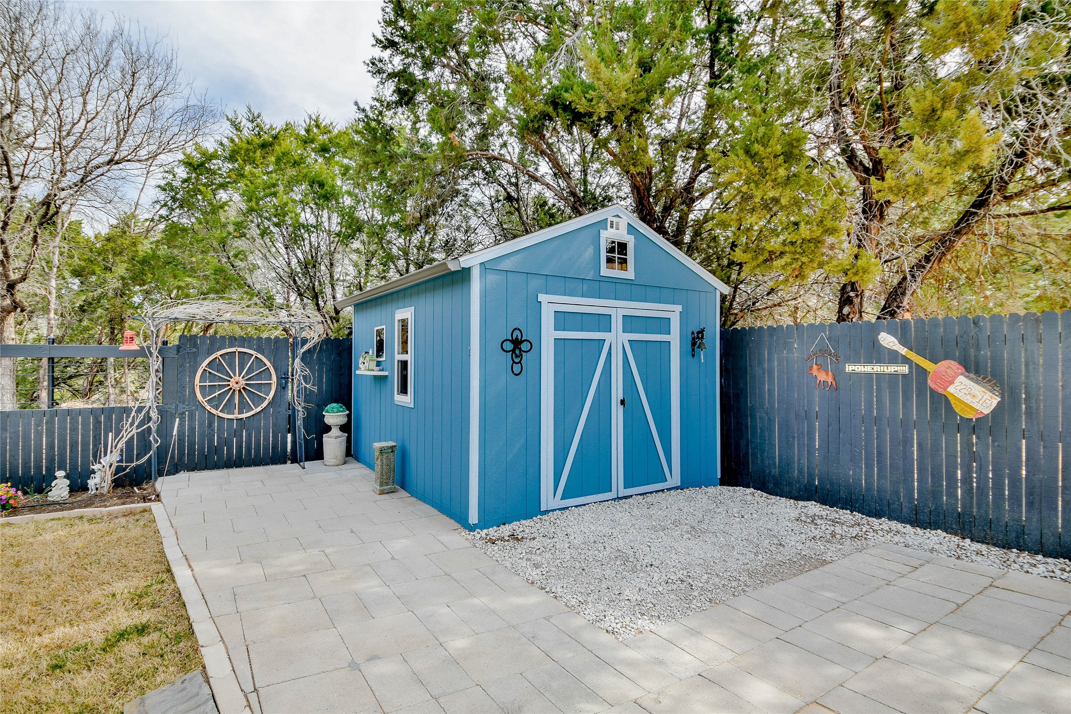 1136 Ridgeview Circle Granbury TX 76048