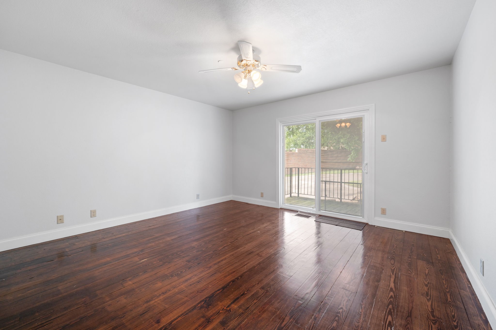 801 NW 7th Avenue Mineral Wells TX 76067