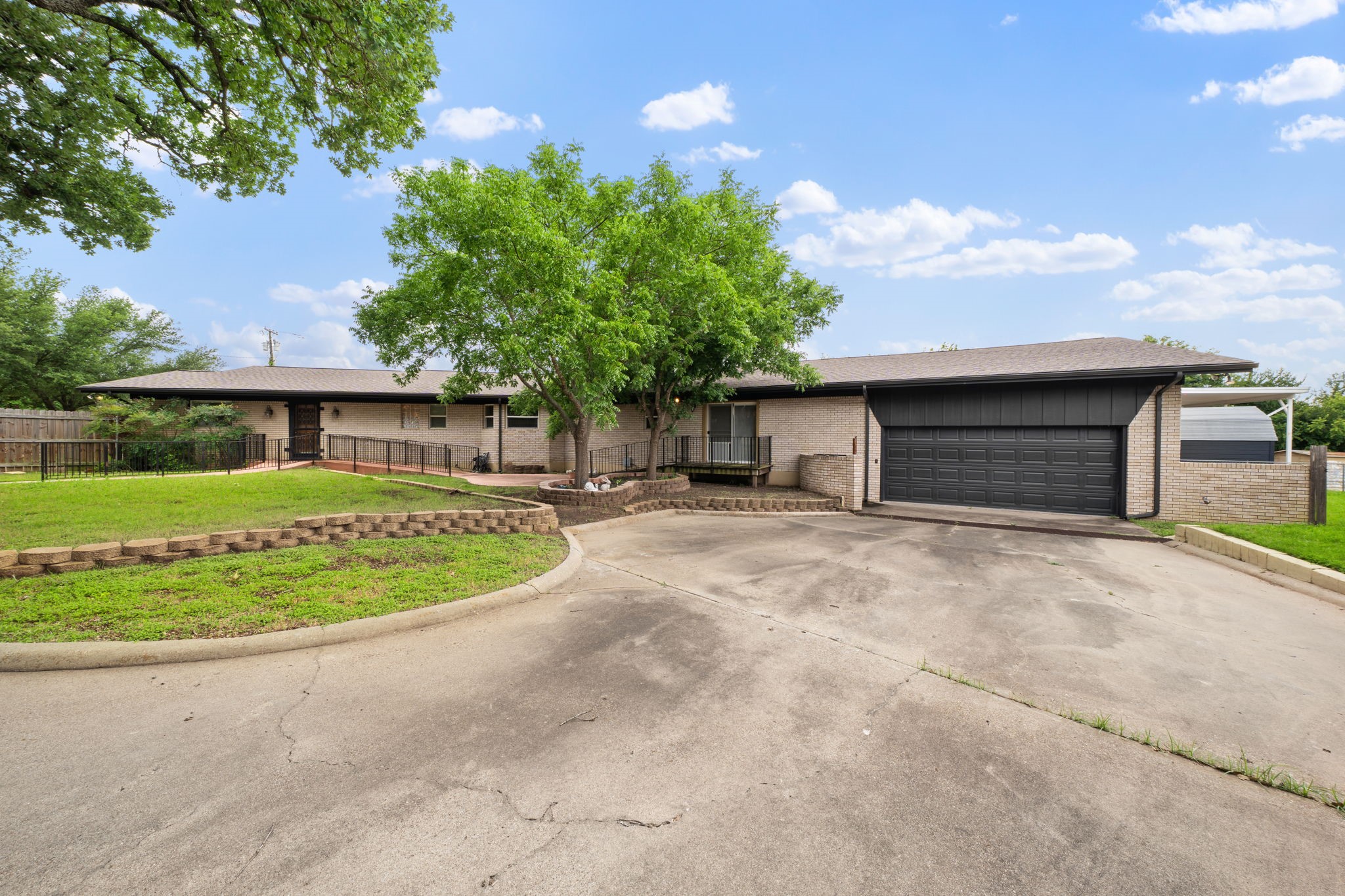 801 NW 7th Avenue Mineral Wells TX 76067