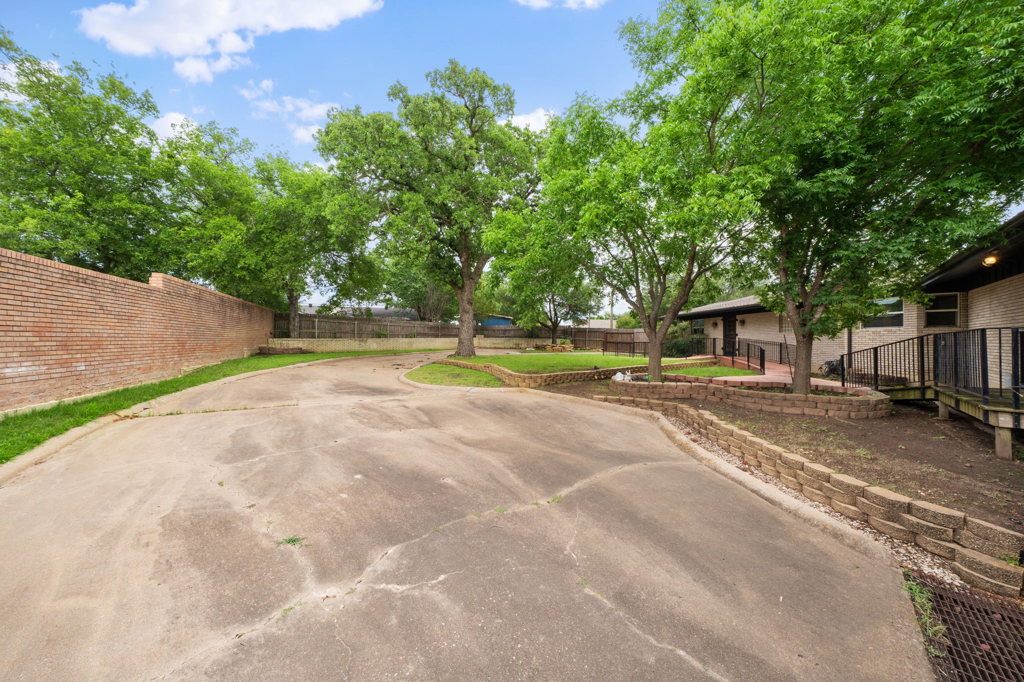801 NW 7th Avenue Mineral Wells TX 76067