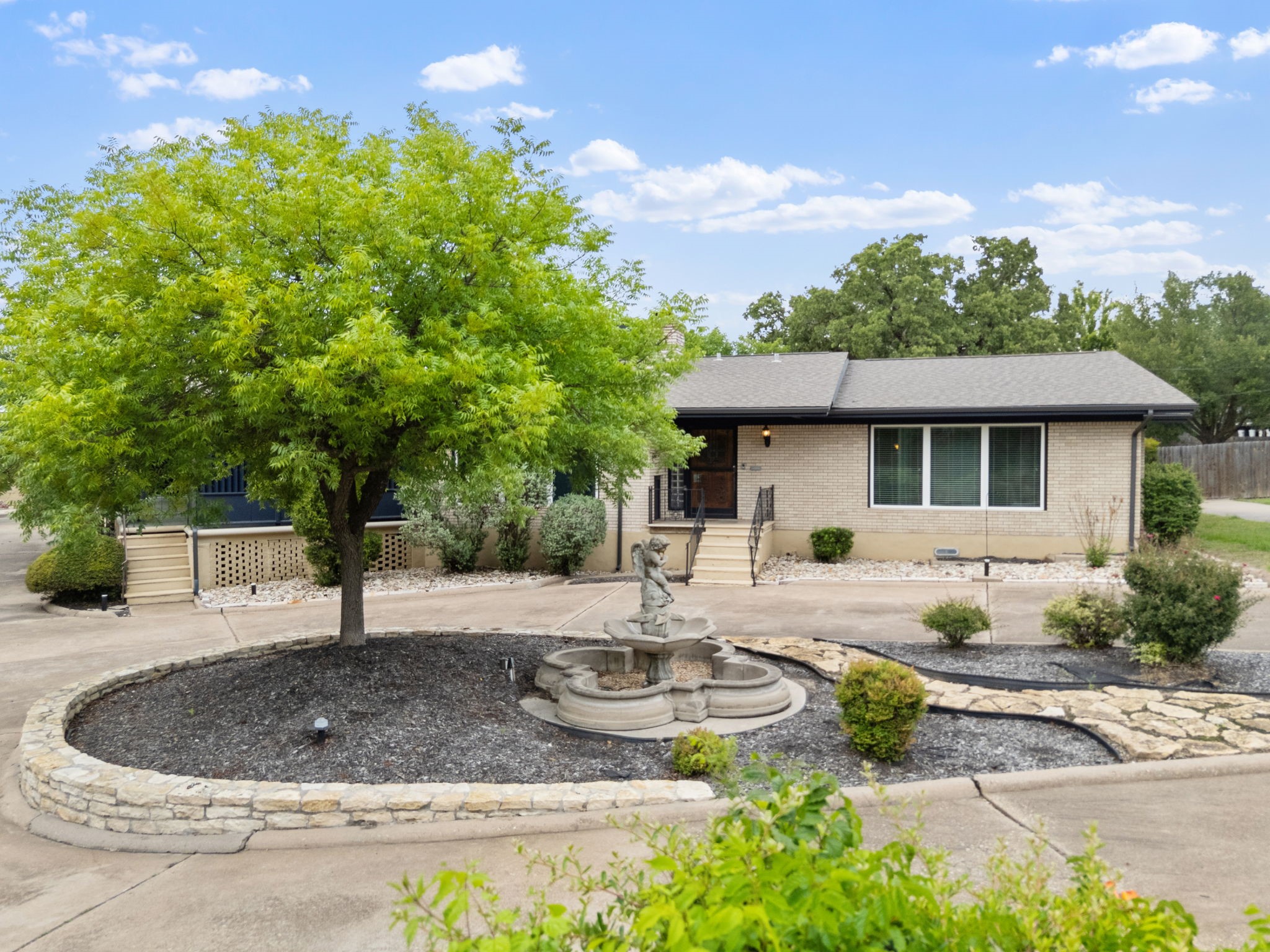 801 NW 7th Avenue Mineral Wells TX 76067