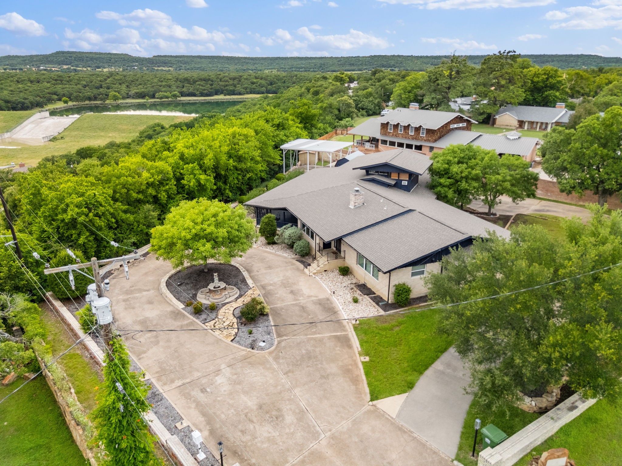 801 NW 7th Avenue Mineral Wells TX 76067