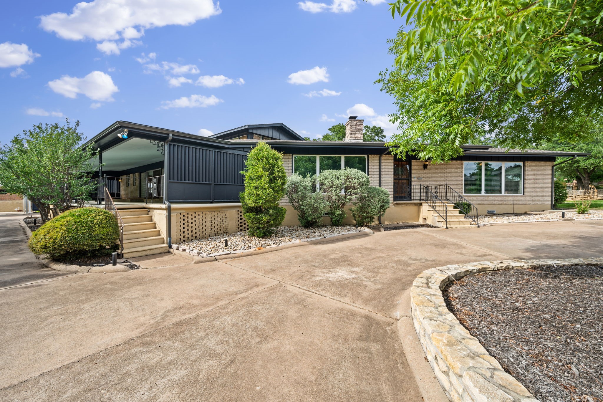 801 NW 7th Avenue Mineral Wells TX 76067
