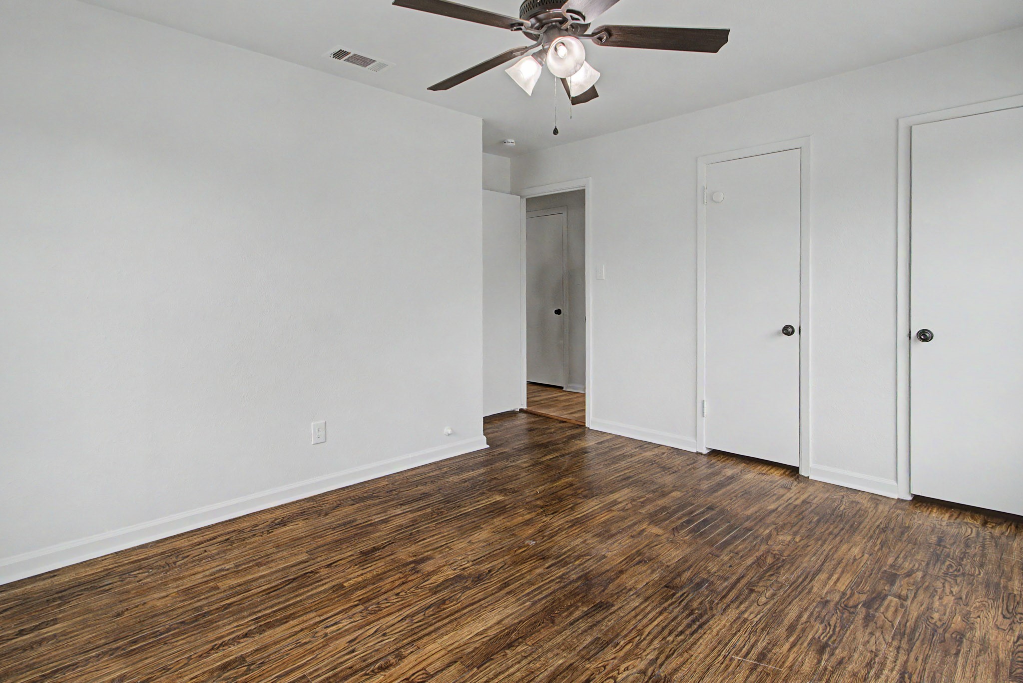 122 W 11th Street Irving TX 75060