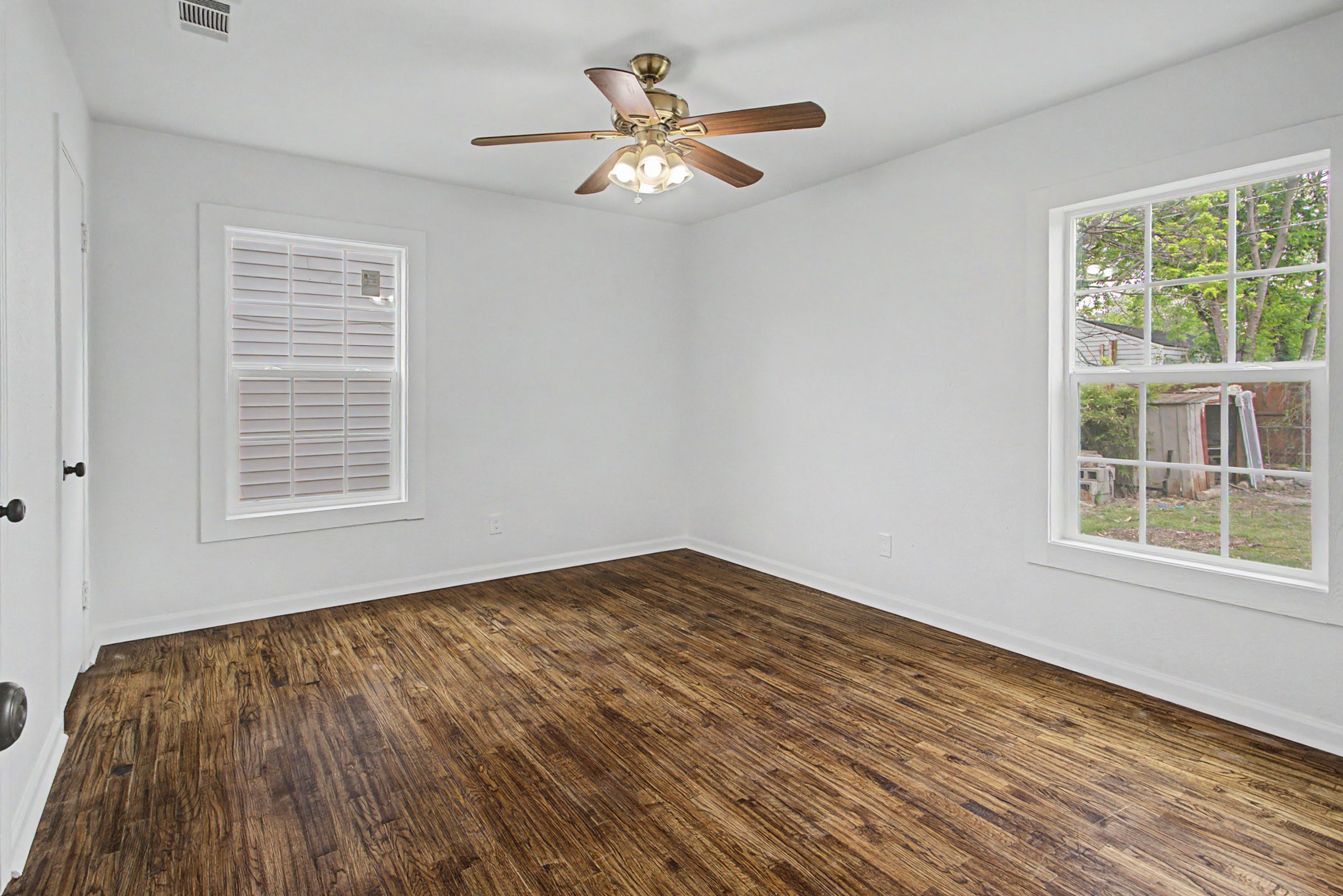 122 W 11th Street Irving TX 75060