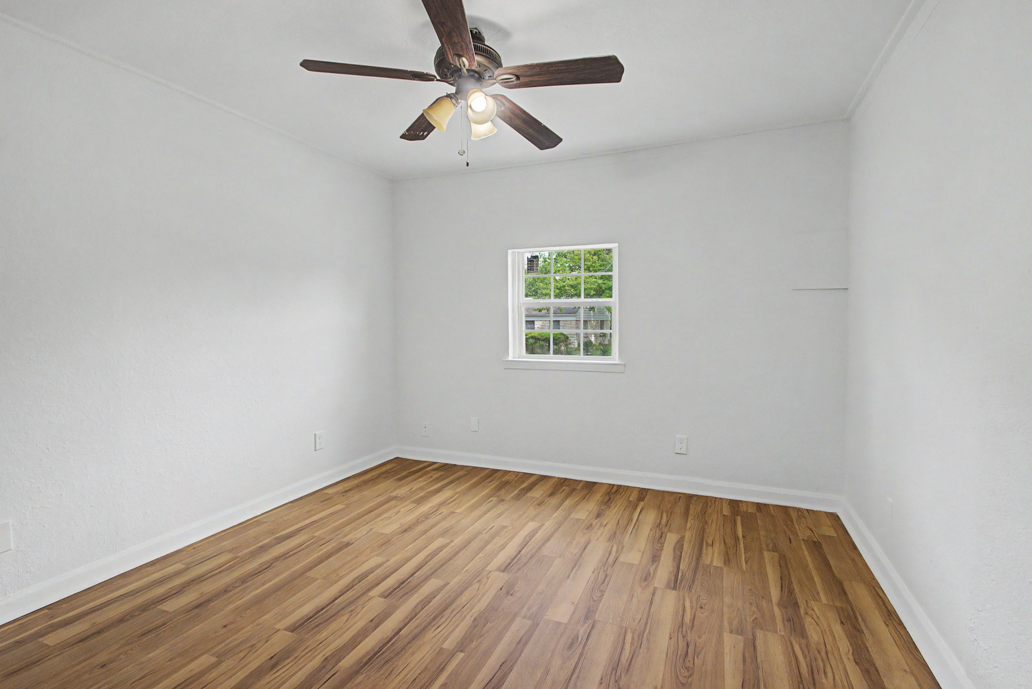 122 W 11th Street Irving TX 75060