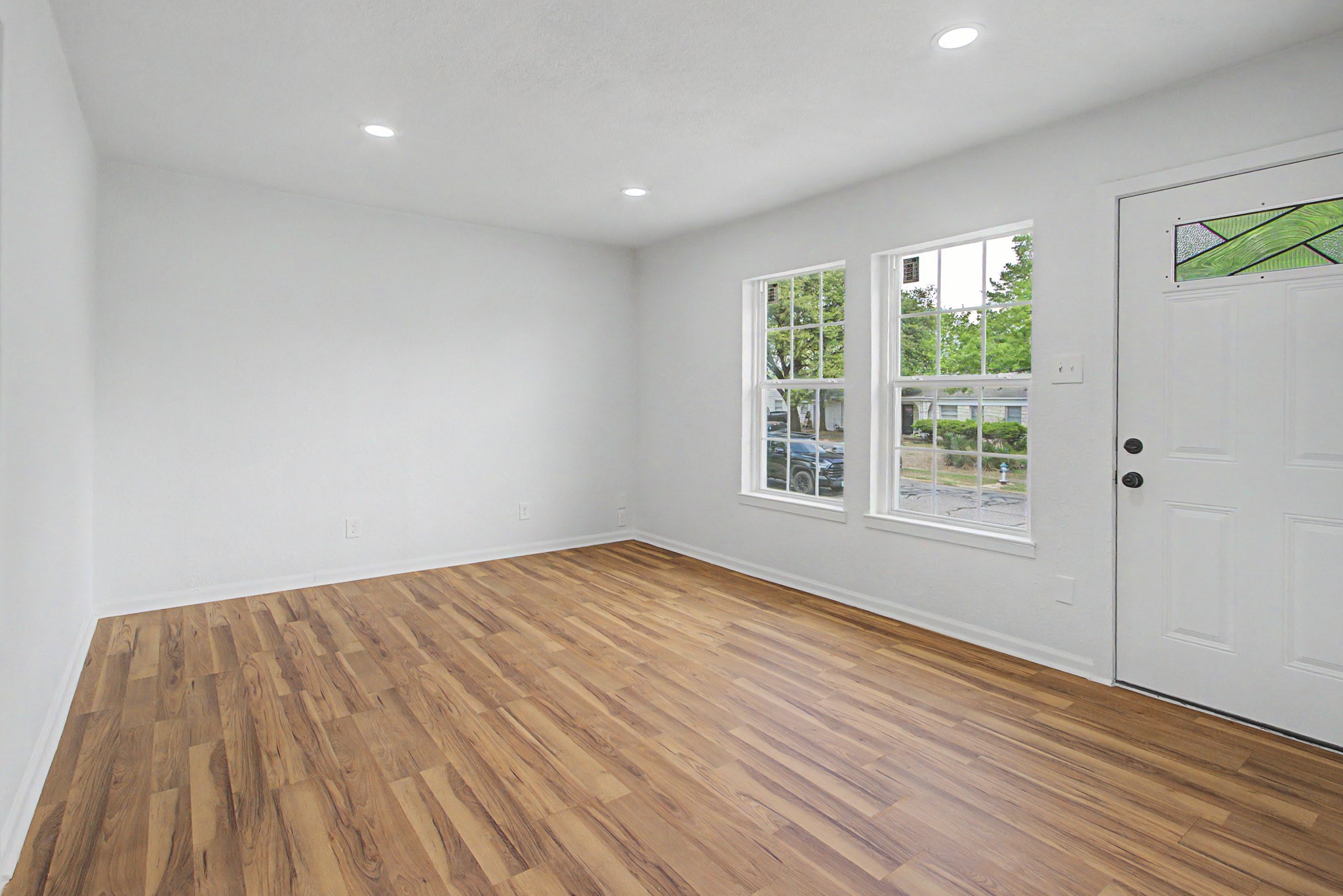 122 W 11th Street Irving TX 75060