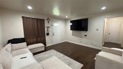 1822 Highland Street Mesquite TX 75149