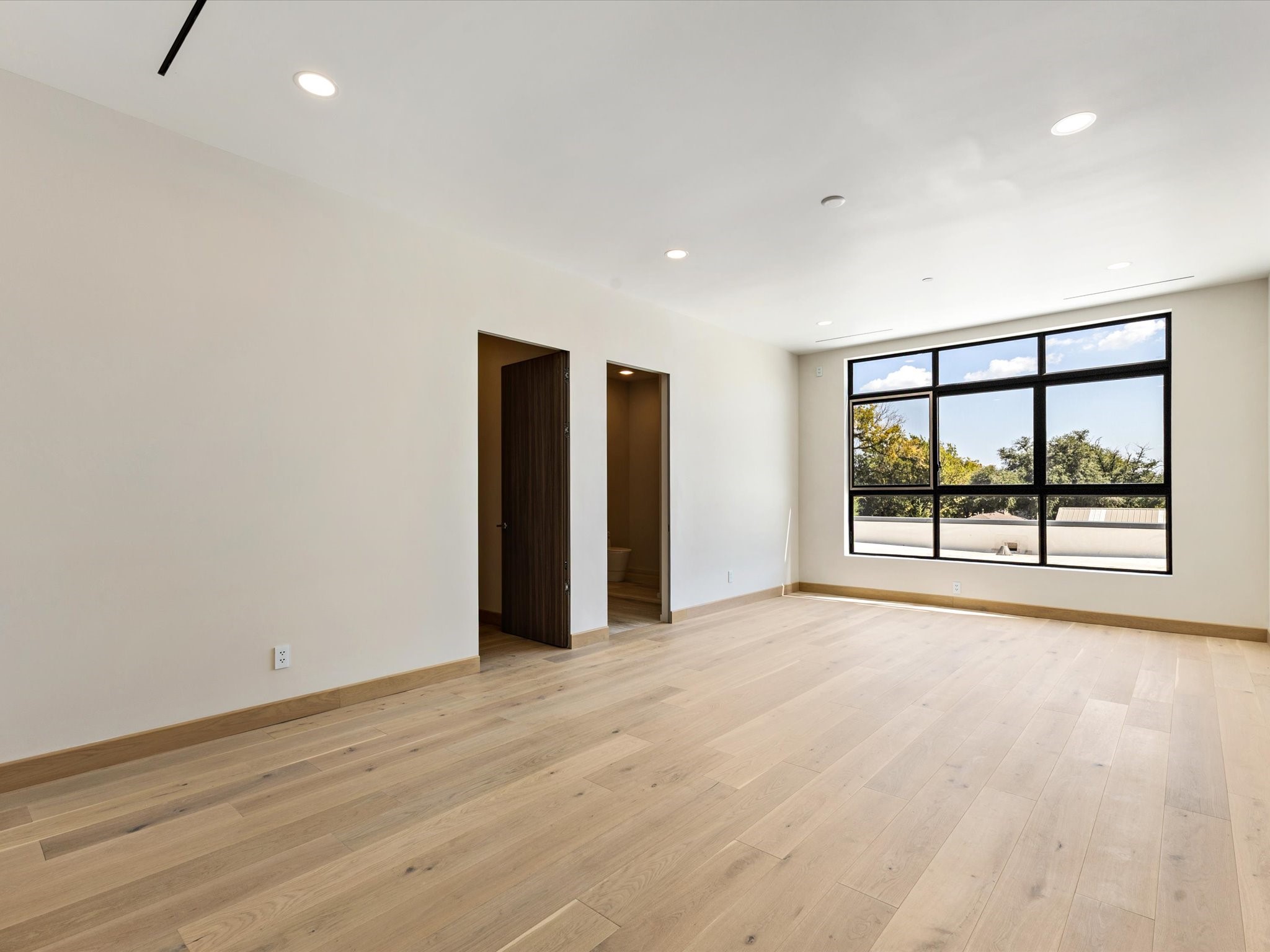 4625 Walnut Hill Lane Dallas TX 75229