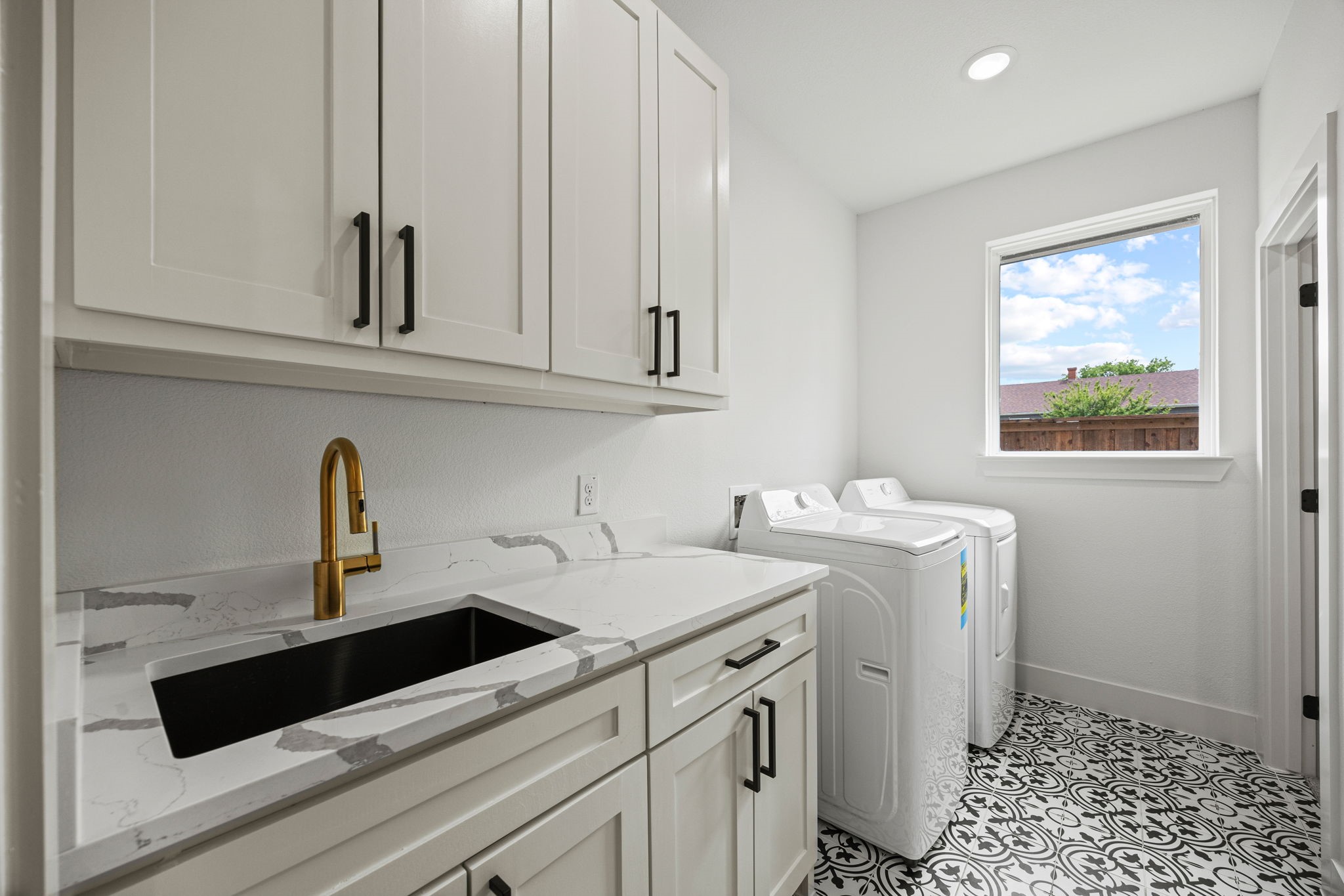 402 S Humphrey Avenue Kerens TX 75144