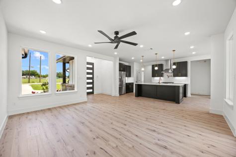 402 S Humphrey Avenue Kerens TX 75144