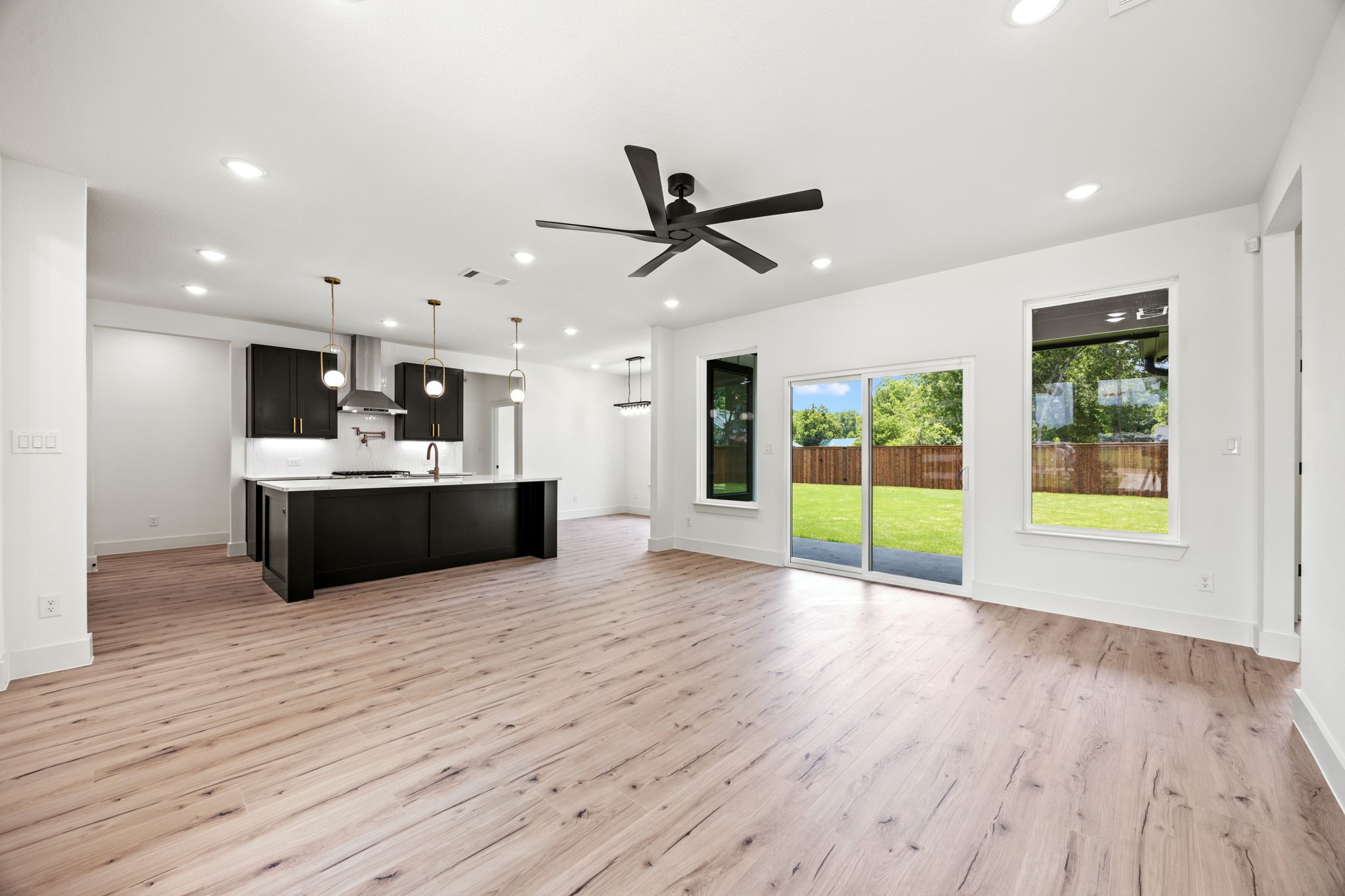 402 S Humphrey Avenue Kerens TX 75144