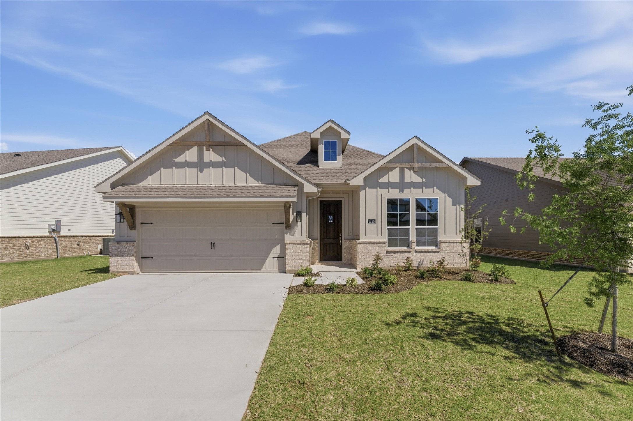 1225 Sabine River Lane Springtown TX 76082