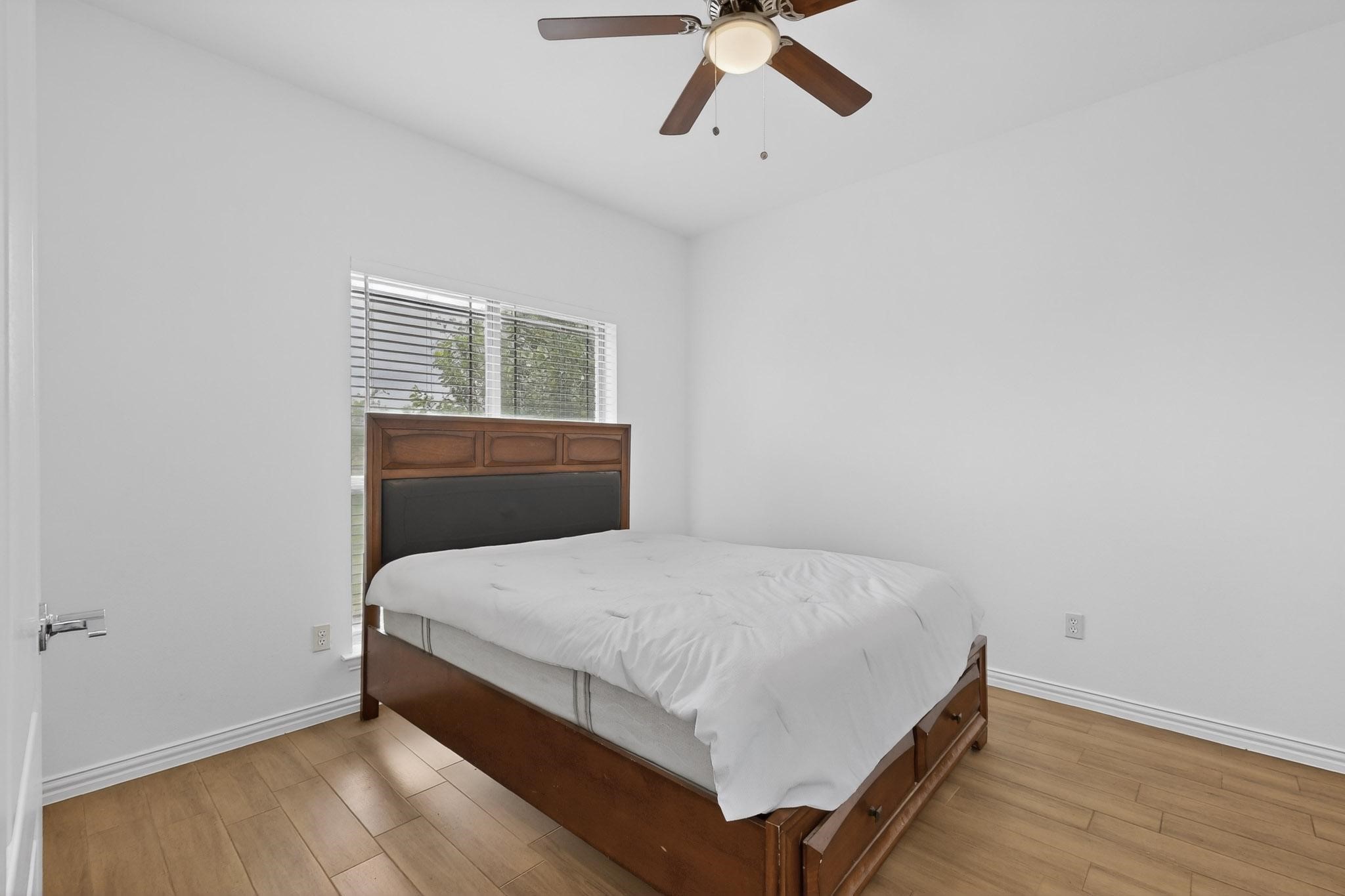 9807 Silver Creek Drive Scurry TX 75158