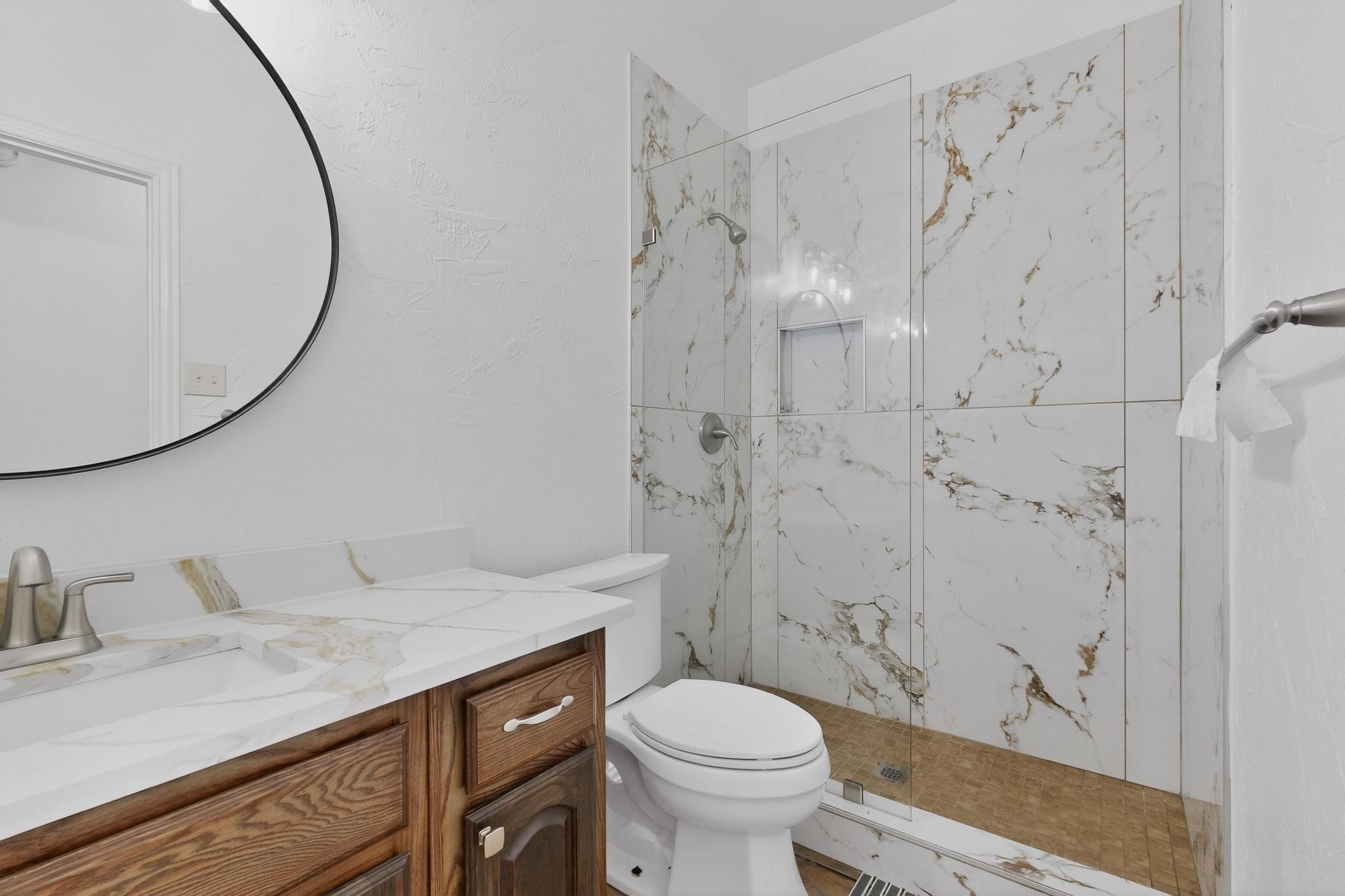 9807 Silver Creek Drive Scurry TX 75158