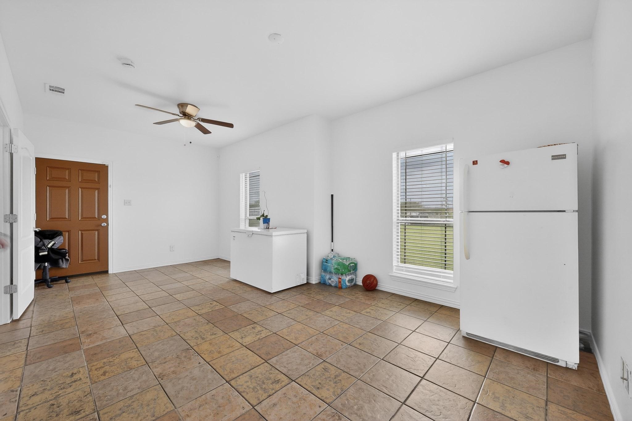9807 Silver Creek Drive Scurry TX 75158