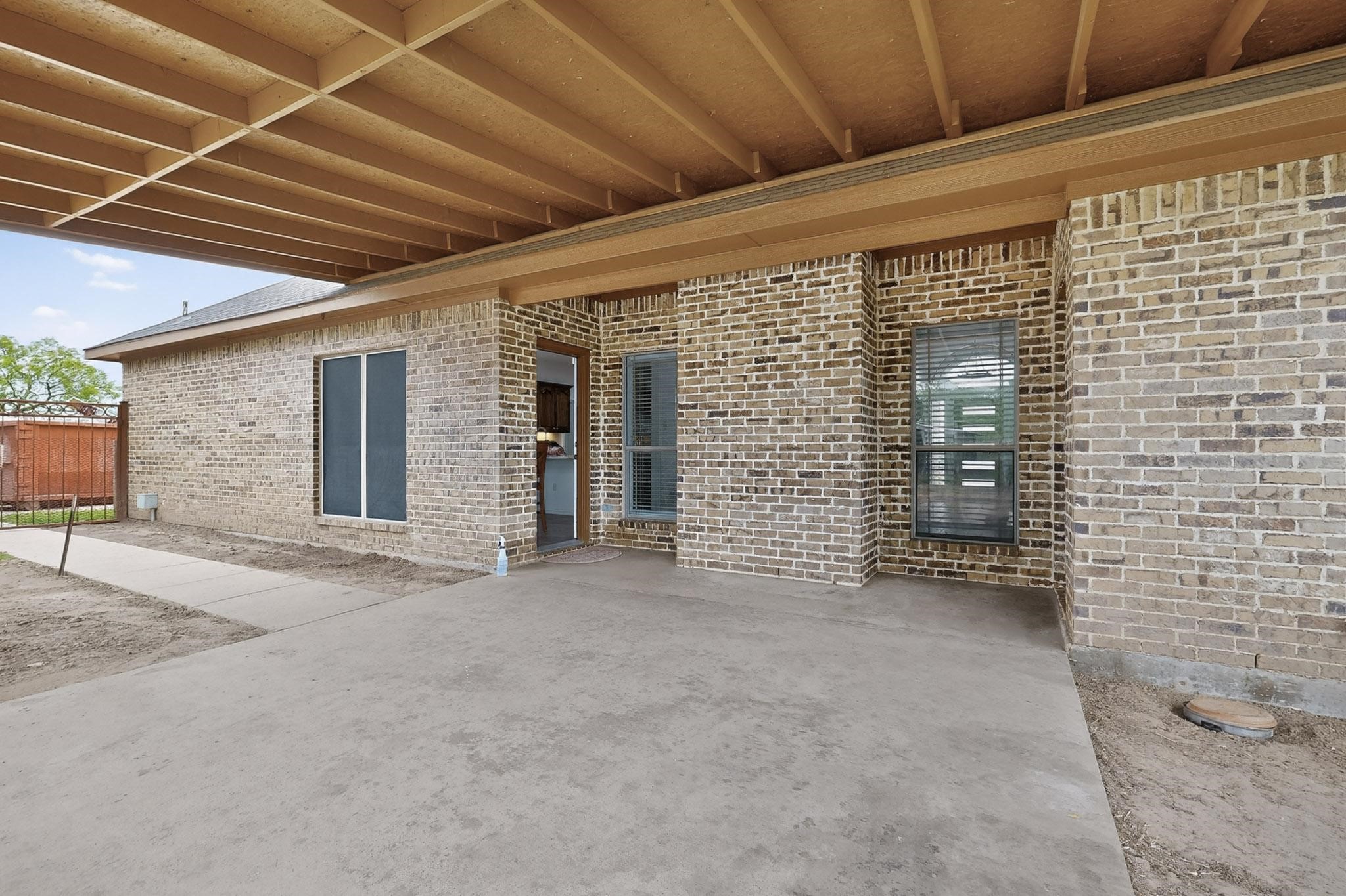 9807 Silver Creek Drive Scurry TX 75158