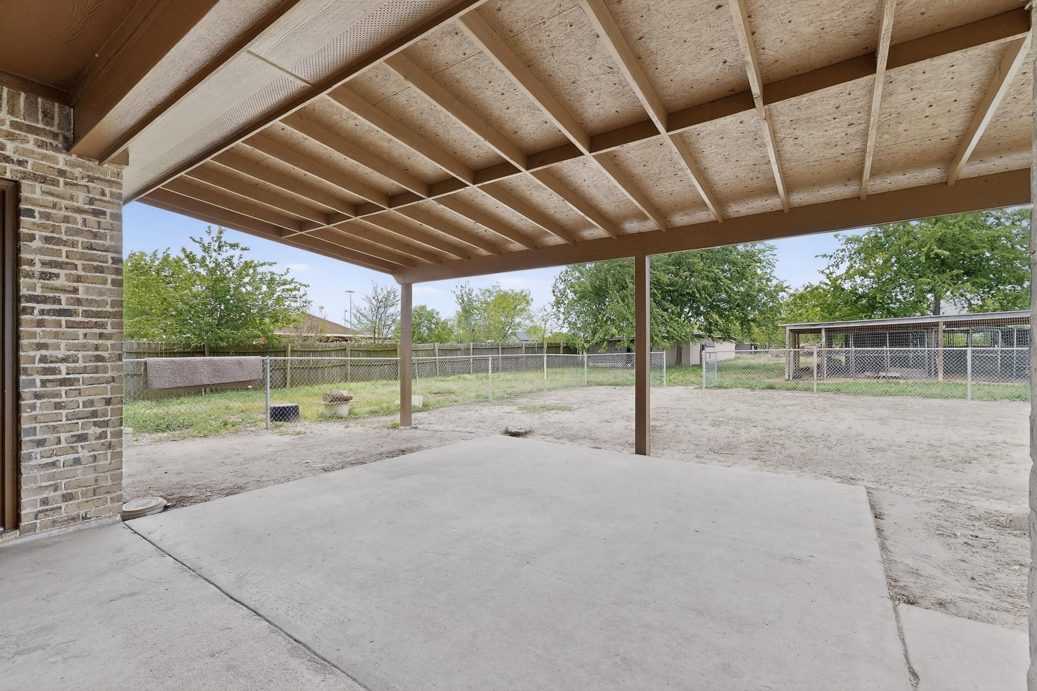 9807 Silver Creek Drive Scurry TX 75158