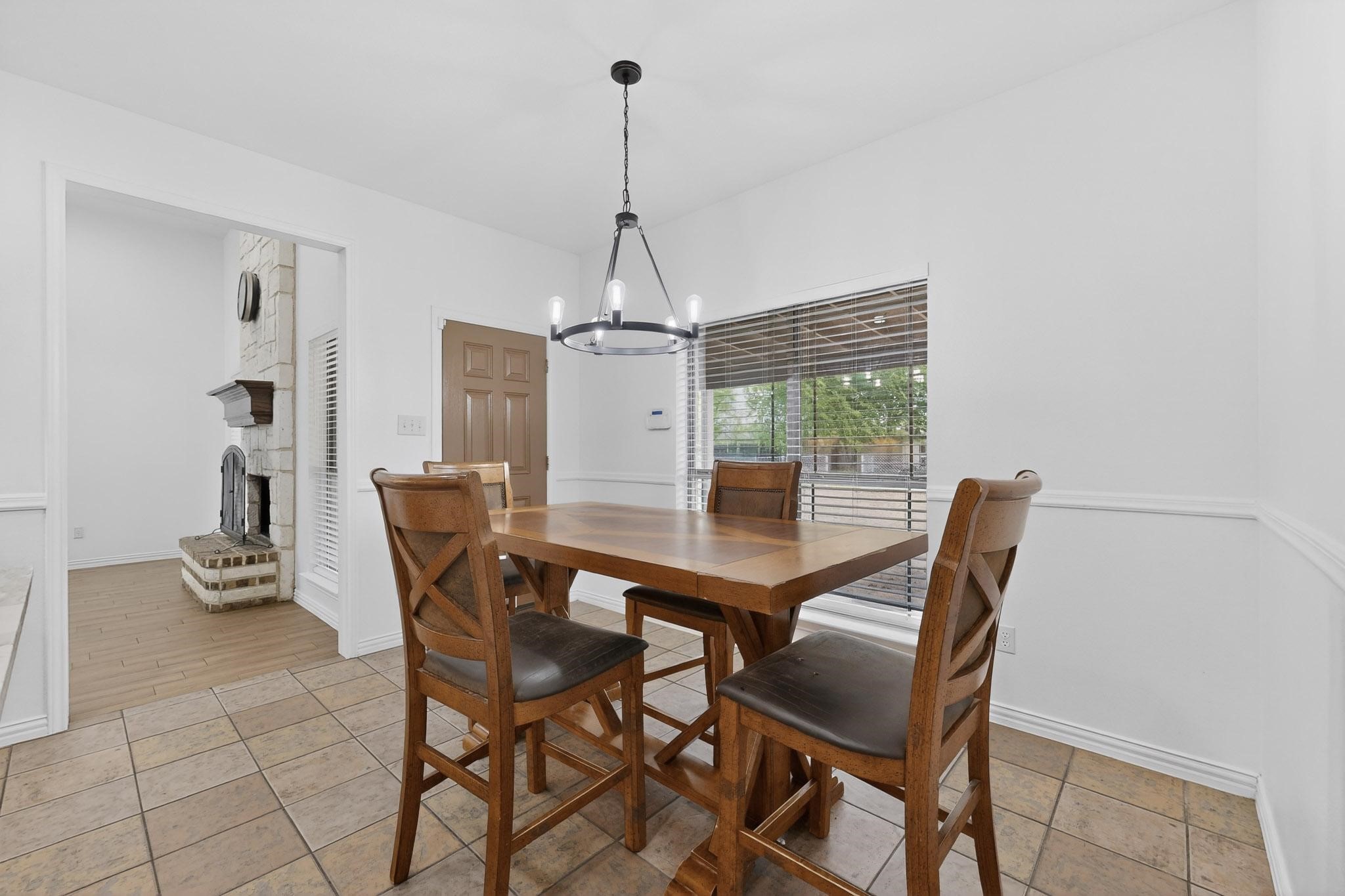 9807 Silver Creek Drive Scurry TX 75158