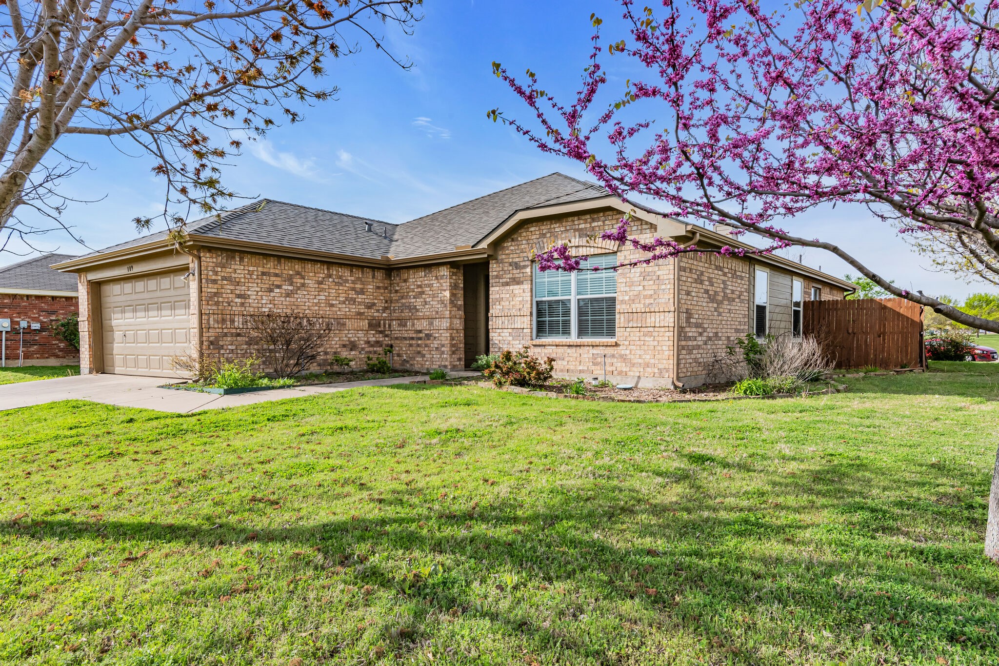 809 Canyon Cove Drive Burleson TX 76028
