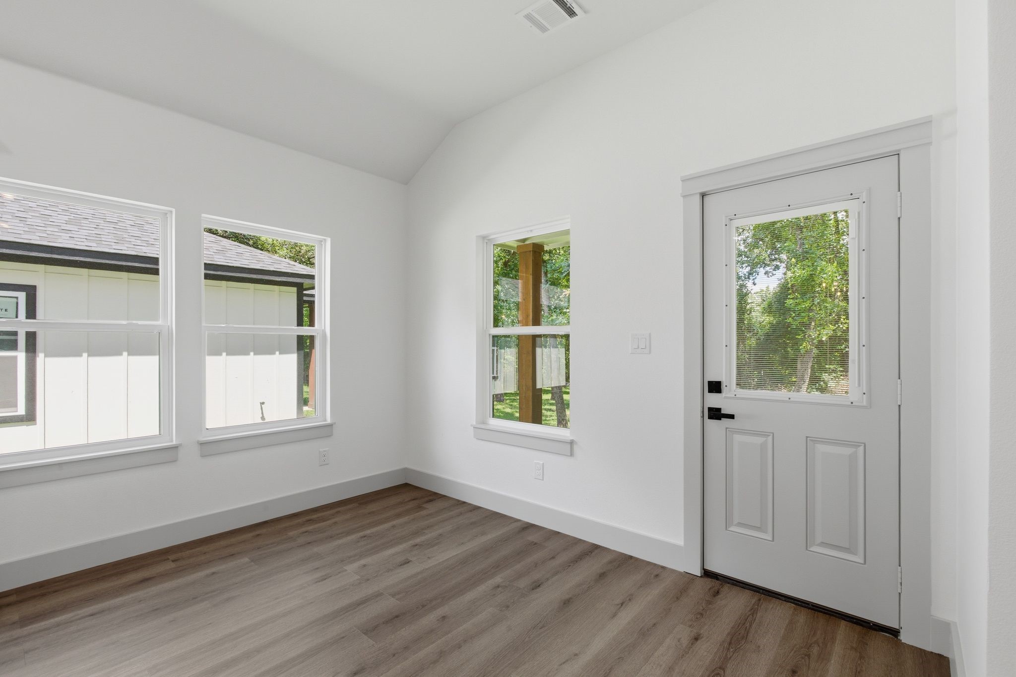 14583 Cherokee Lane Log Cabin TX 75148