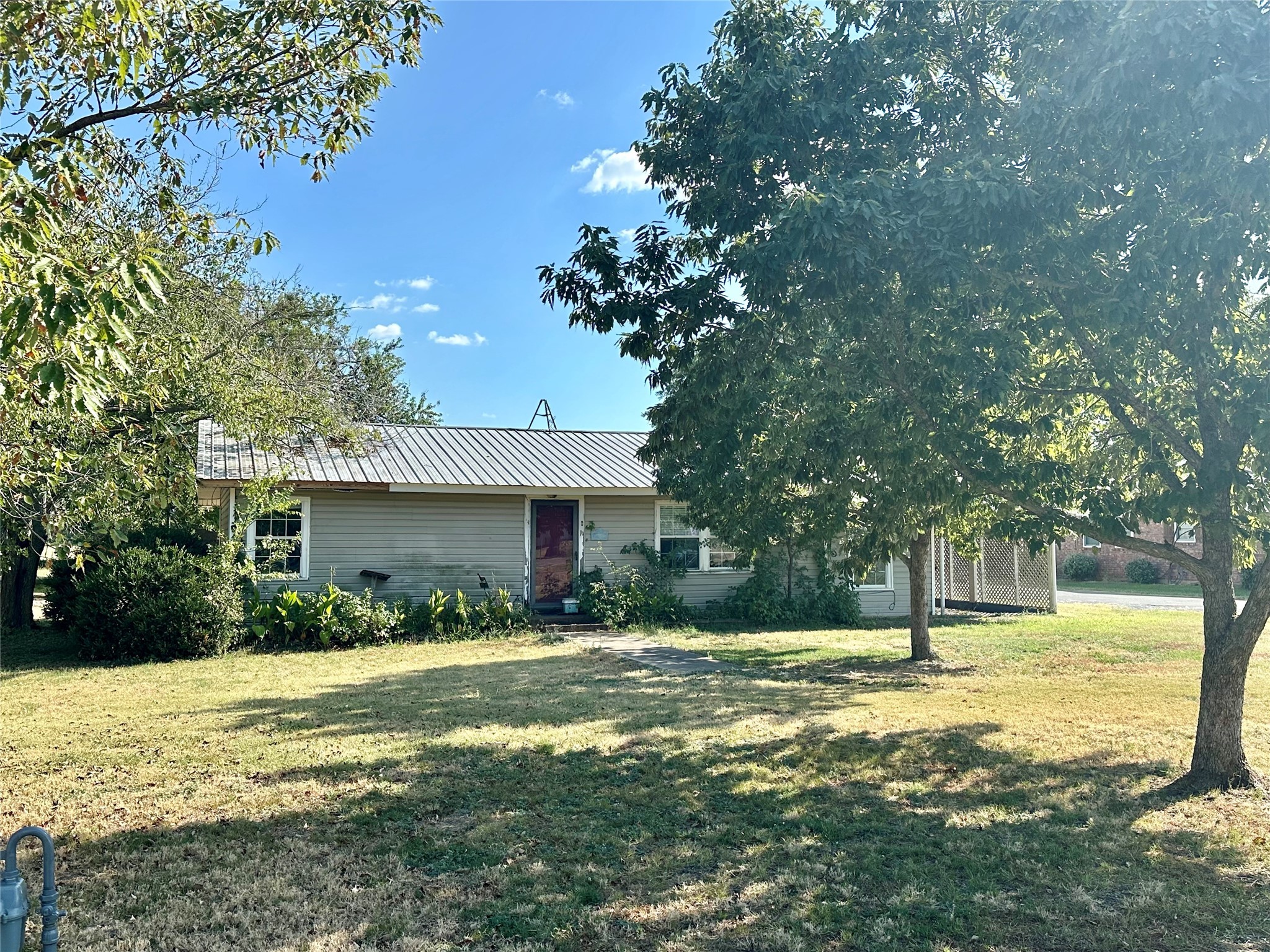 706 Fm 824 Honey Grove TX 75446