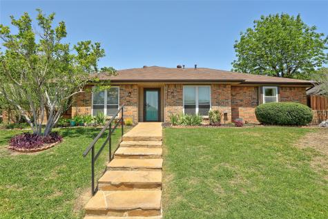 2235 Woodcreek Carrollton TX 75006