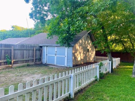 211 Huron Street Cleburne TX 76031