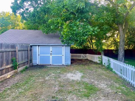 211 Huron Street Cleburne TX 76031