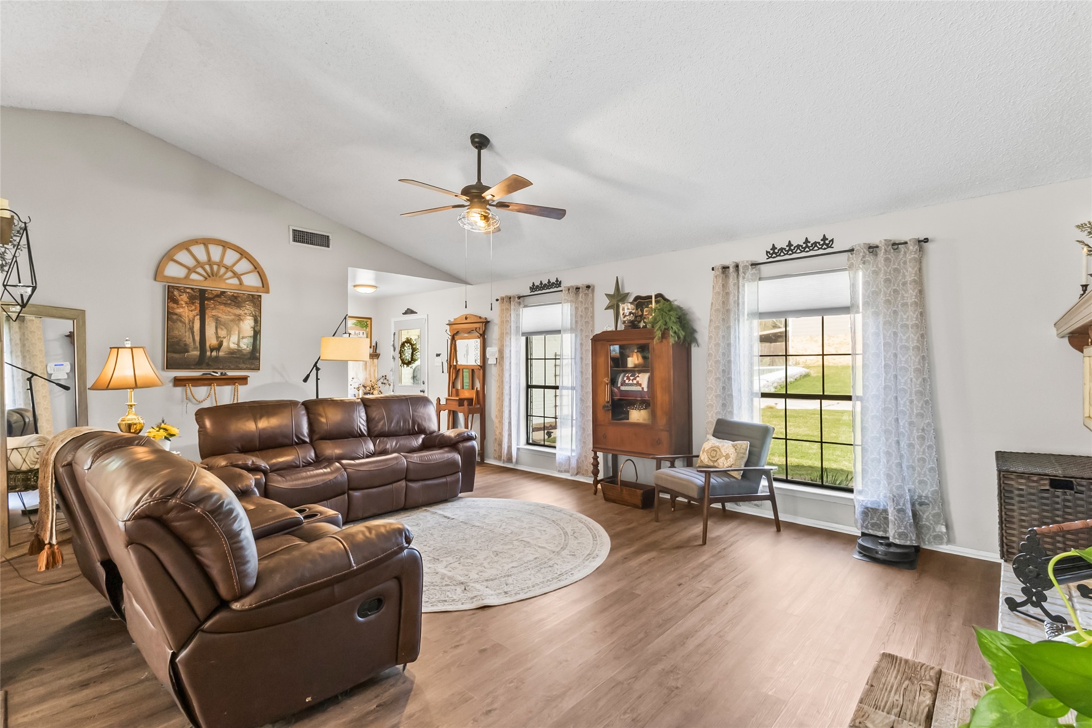 3906 Castlehill Court Arlington TX 76016
