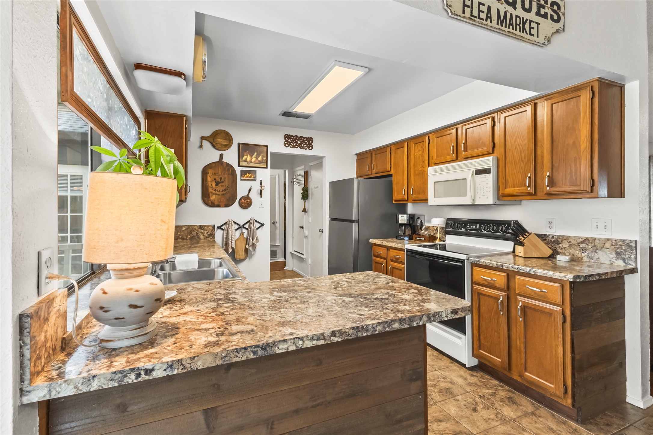 3906 Castlehill Court Arlington TX 76016