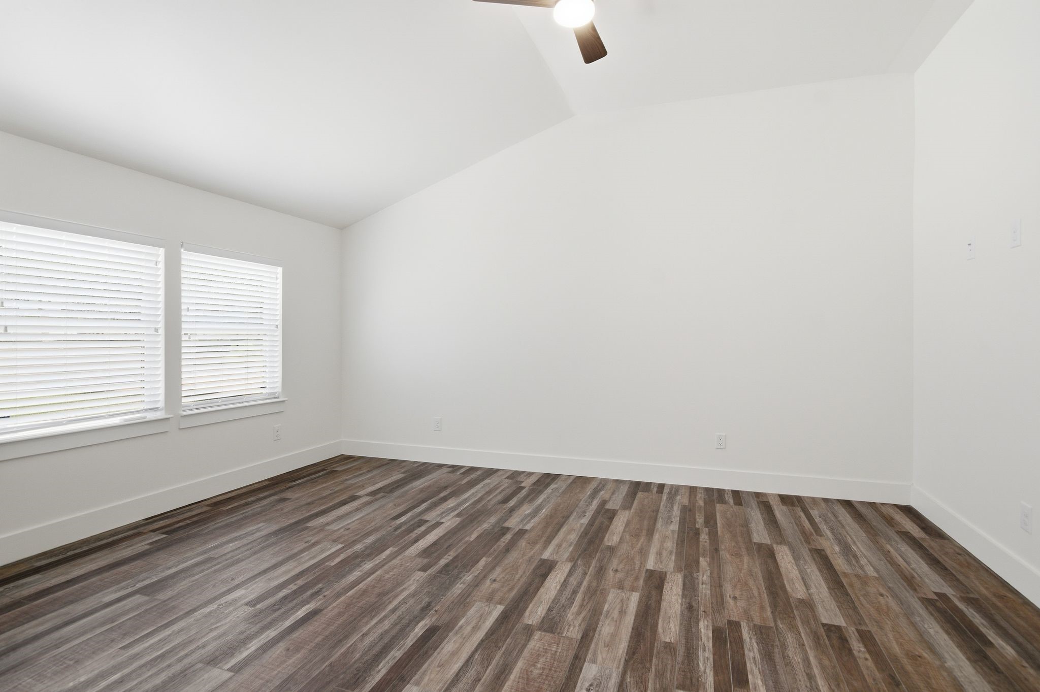 105 Anderson Street Burleson TX 76028